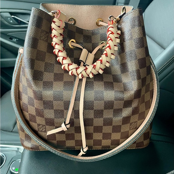 Louis Vuitton Neonoe MM - Picture 1 of 15